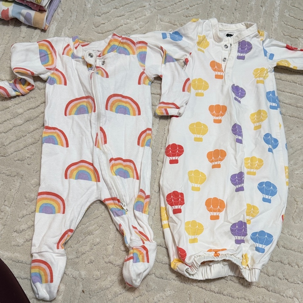 Rainbow and Balloon Print Kids Pajamas